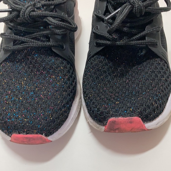 Cushion Fit Sneakers - Picture 8 of 8